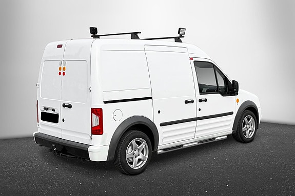Ford Transit Connect 3 of 5