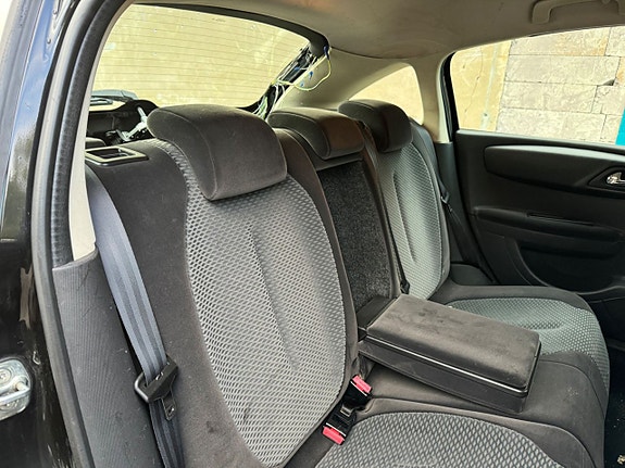 Citroen C4 7 of 11
