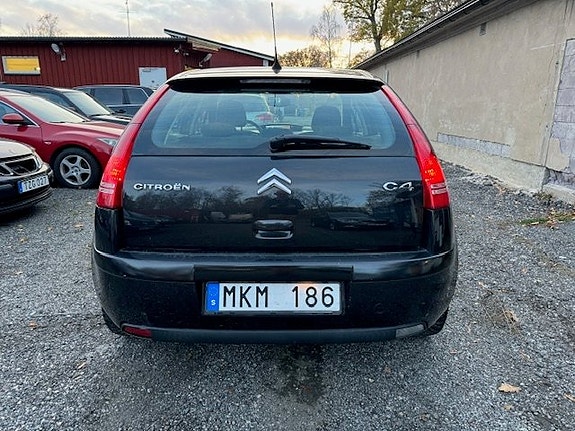 Citroen C4 6 of 9