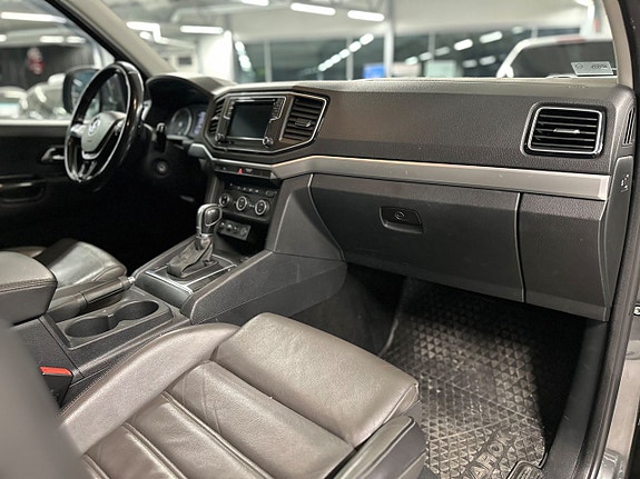 Volkswagen Amarok 16 of 27