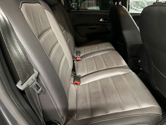 Volkswagen Amarok 14 of 27