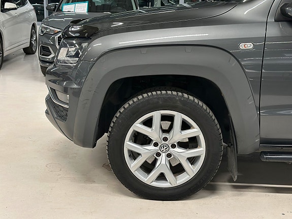 Volkswagen Amarok 4 of 5