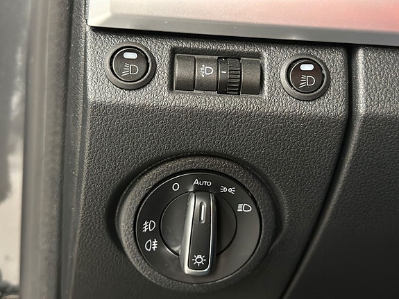 Volkswagen Amarok 20 of 27