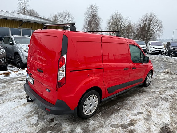 Ford Transit Connect 3 of 5