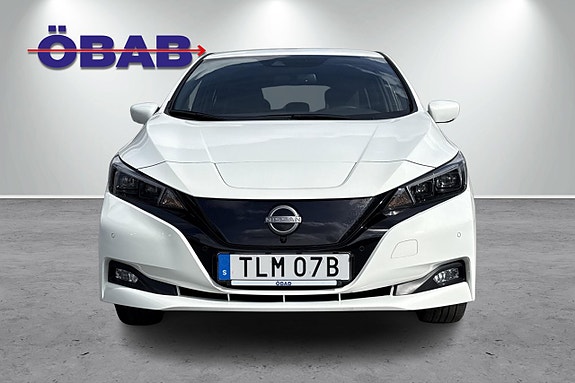 Nissan Leaf 2 of 5