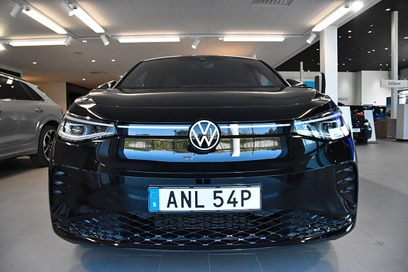 Volkswagen ID.5 GTX 2 of 5