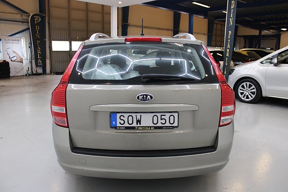 Kia Ceed 5 of 5