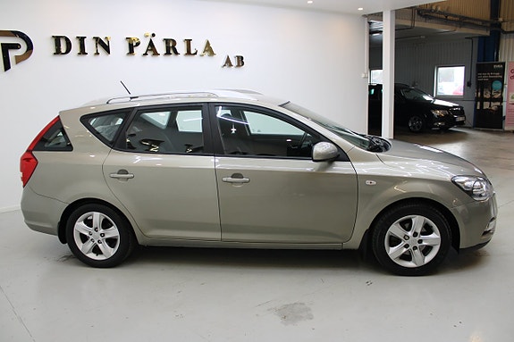 Kia Ceed 4 of 5