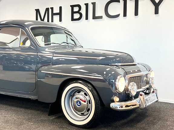 Volvo PV 2 of 5