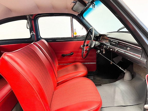 Volvo PV 15 of 24