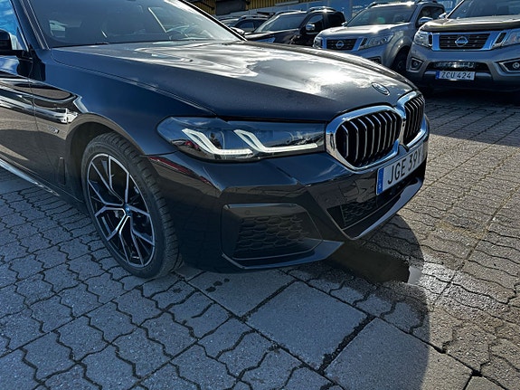 BMW 530e 8 of 28