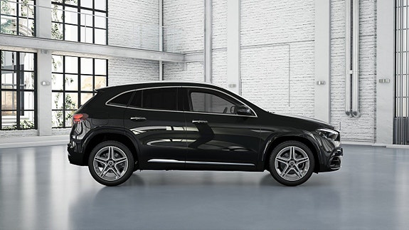 Mercedes-Benz GLA250 e 2 of 16