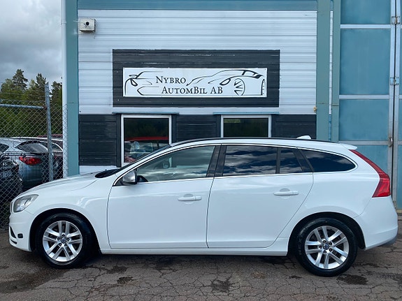 Volvo V60 12 of 14