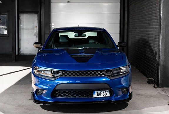 Dodge Charger 4 of 5