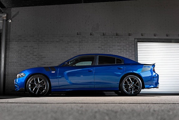 Dodge Charger 3 of 5