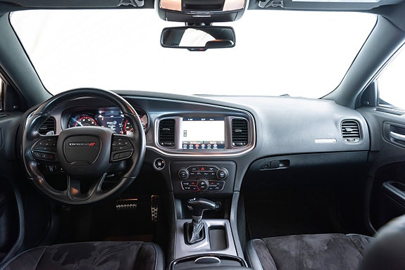 Dodge Charger 7 of 21