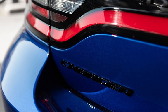 Dodge Charger 17 of 21