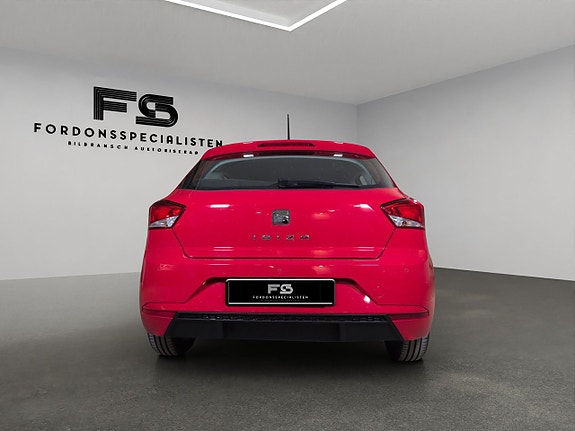 Seat Ibiza 4 of 5