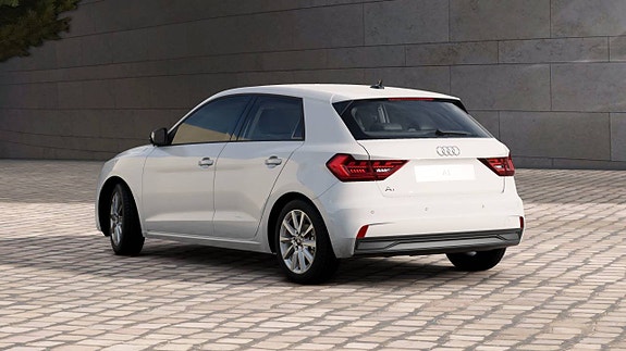 Audi A1 2 of 10