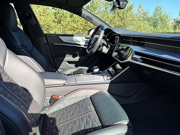 Audi RS7 13 of 26