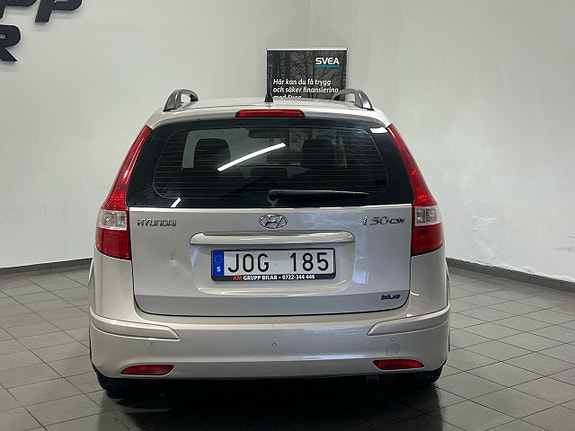 Hyundai i30 8 of 14
