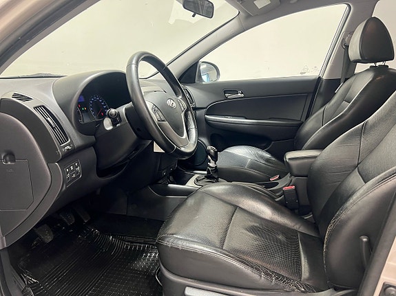 Hyundai i30 7 of 14