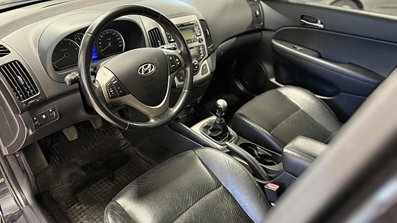 Hyundai i30 13 of 22