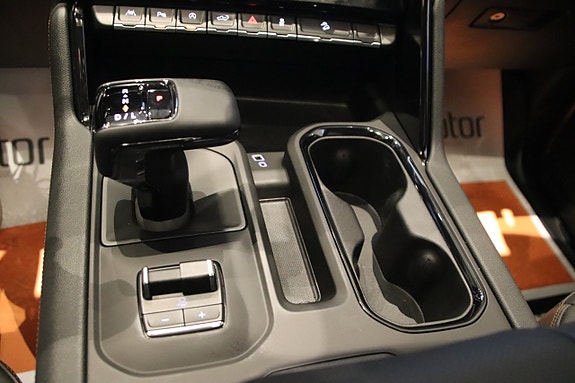 GMC Sierra 12 of 23