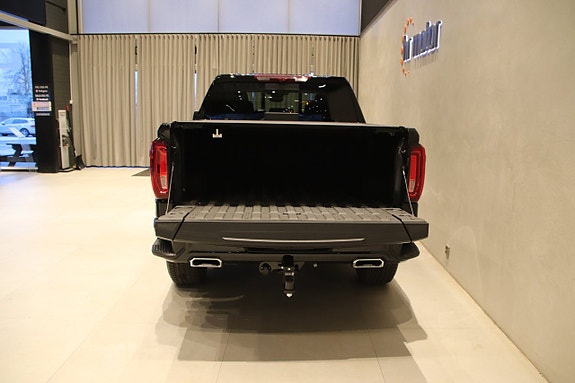 GMC Sierra 6 of 23