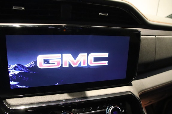 GMC Sierra 23 of 23