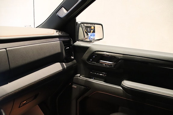 GMC Sierra 13 of 23