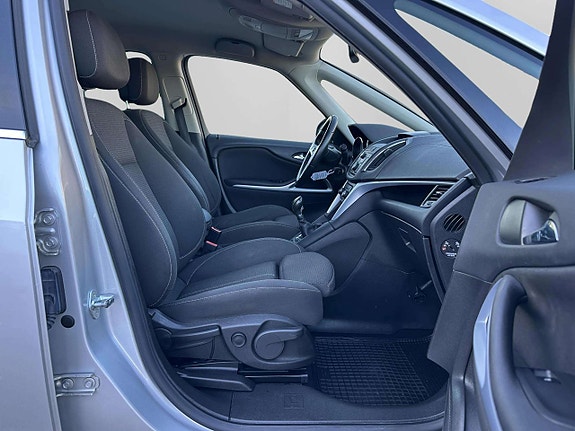Opel Zafira 25 of 25