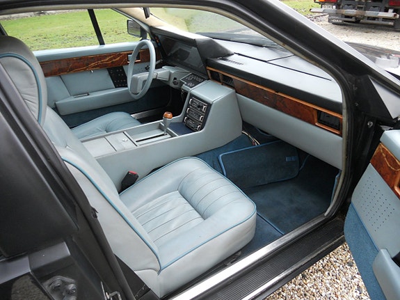 Aston Martin Lagonda 5 of 5