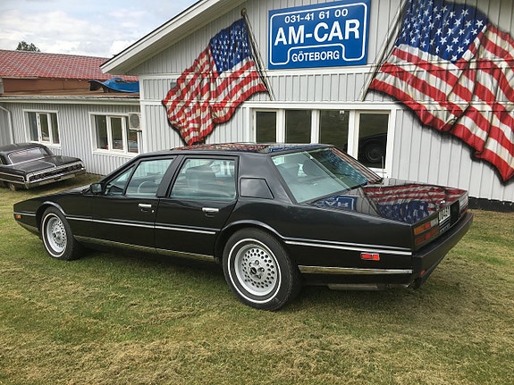 Aston Martin Lagonda 13 of 14