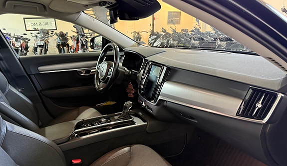 Volvo S90 11 of 17