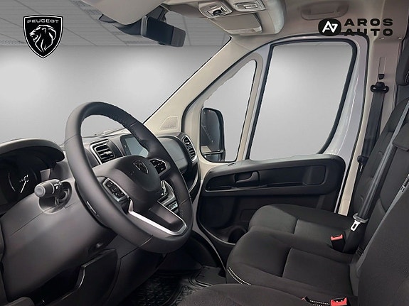 Peugeot Boxer 8 of 14