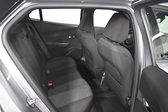 Peugeot 2008 12 of 16