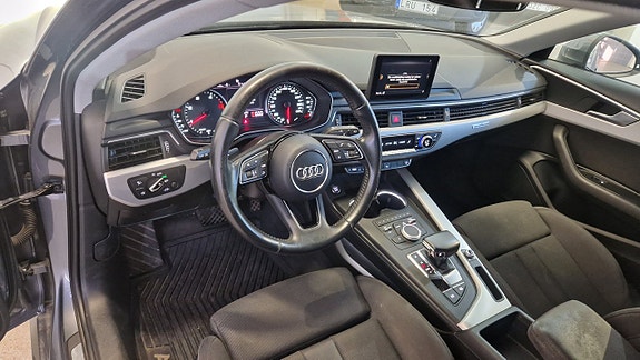 Audi A4 11 of 14