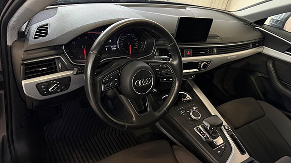 Audi A4 12 of 14