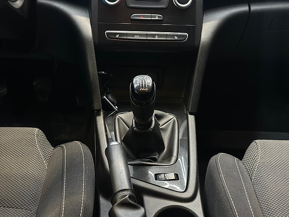 Renault Megane 12 of 20