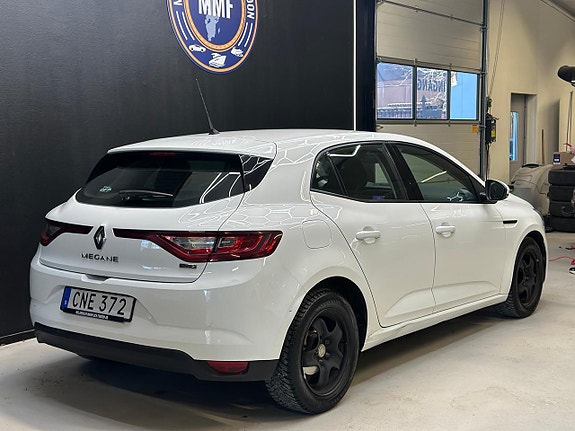 Renault Megane 17 of 20