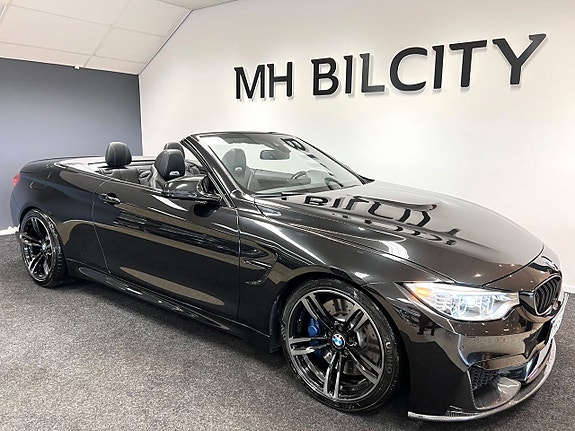 BMW M4 2 of 5