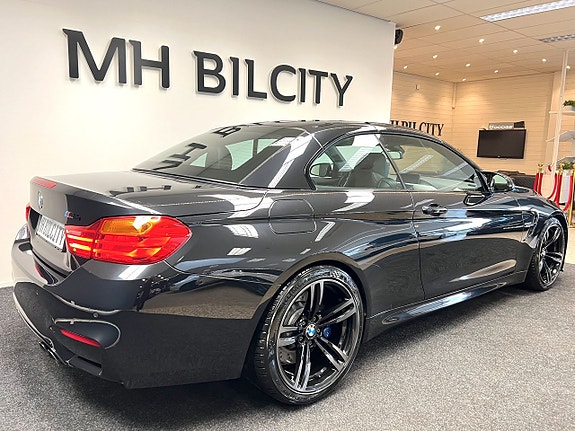 BMW M4 9 of 18