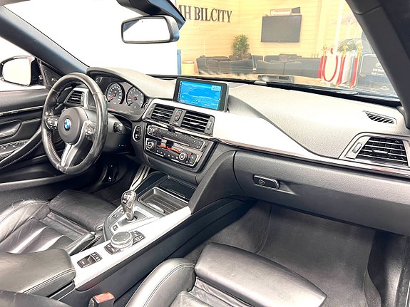 BMW M4 13 of 18