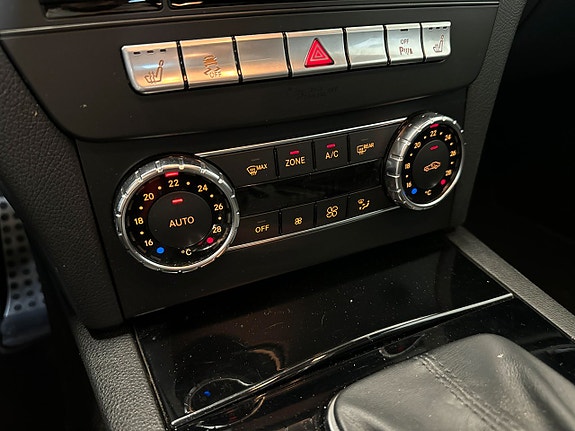 Mercedes-Benz C63 15 of 30