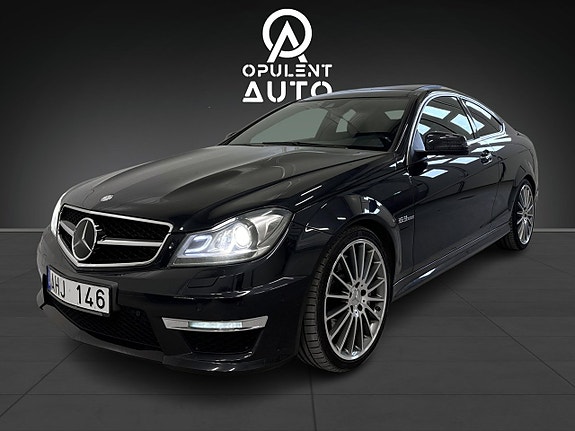 Mercedes-Benz C63 7 of 30