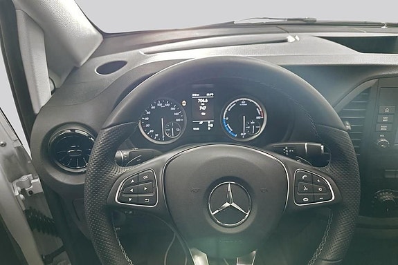 Mercedes-Benz Vito 112 6 of 10