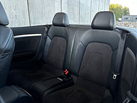 Audi A5 4 of 6