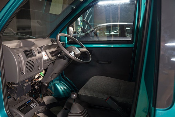 Daihatsu Midget 6 of 7