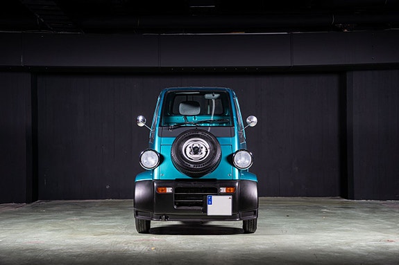 Daihatsu Midget 2 of 5